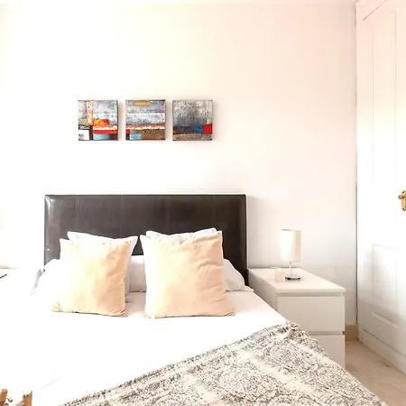 Teatinos Apartment Malaga